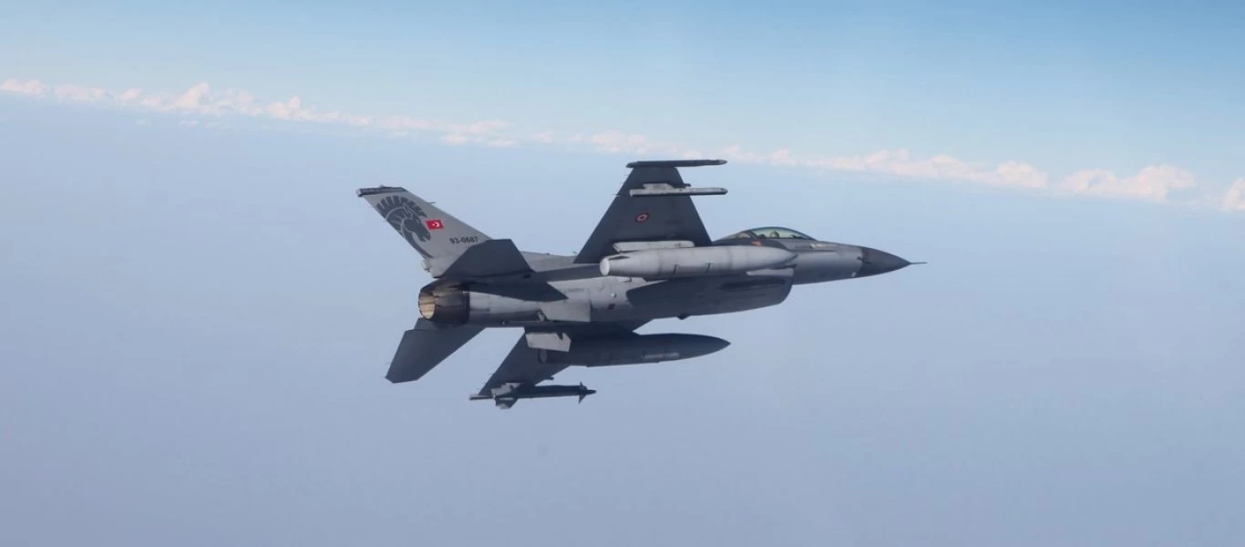 Για δεύτερη μέρα τουρκικά μαχητικά πετούν πάνω από το Καστελόριζο